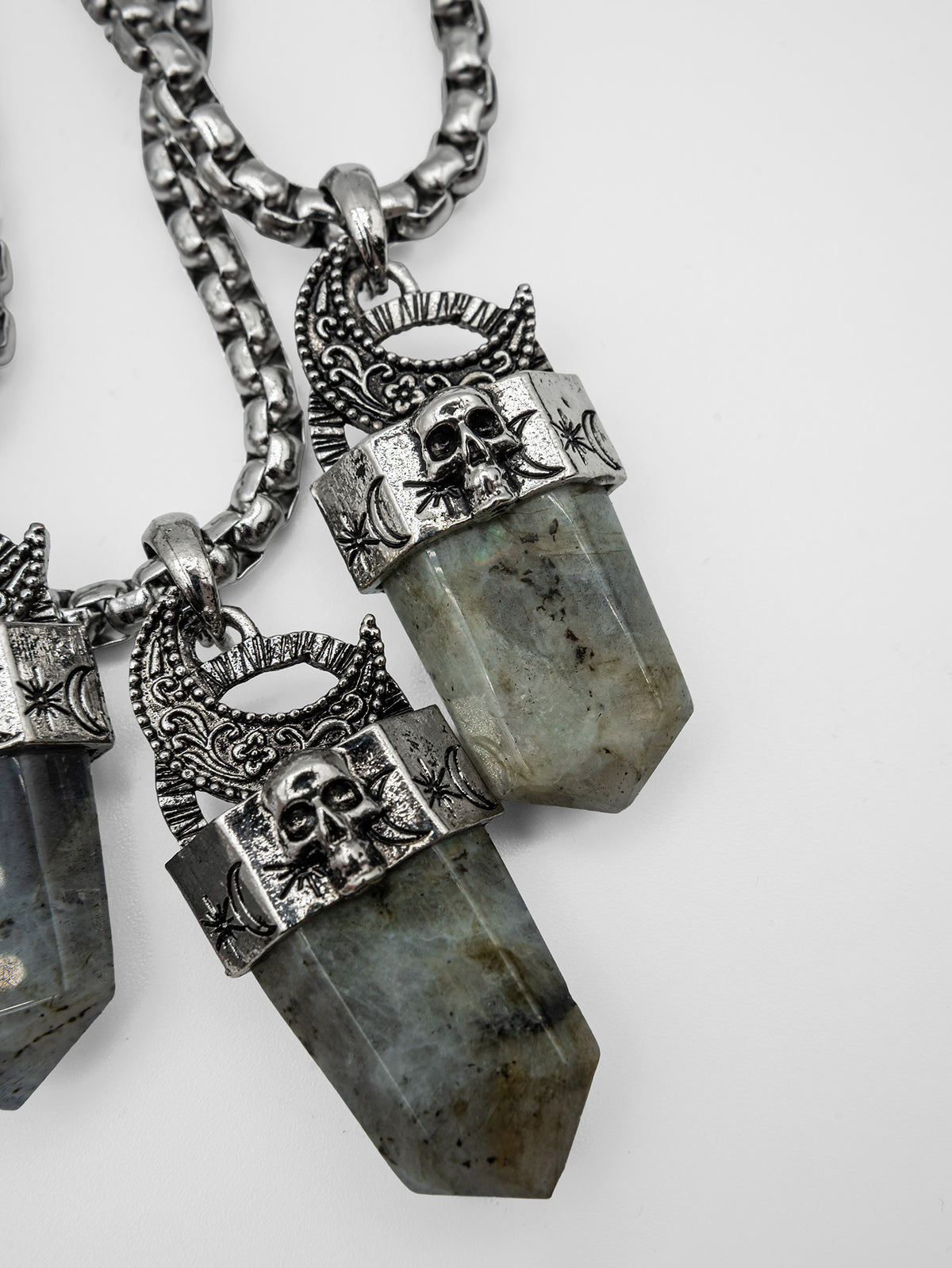 Crownfall Labradorite Necklace