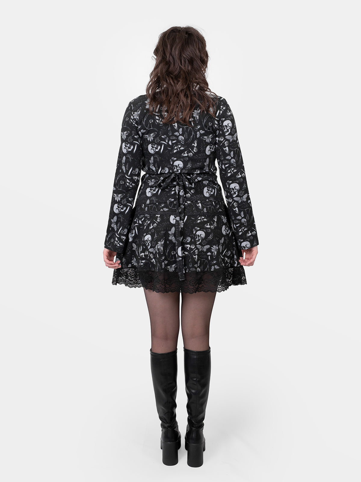 Bluzka wrap z rozszerzanymi rękawami Moonveil