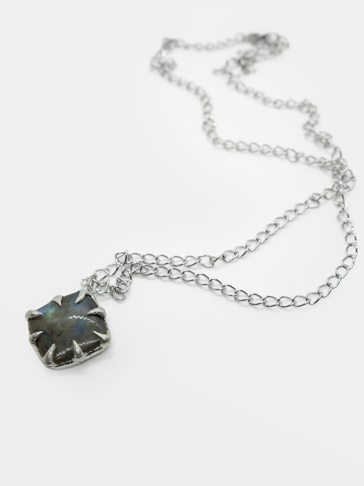 Manticore Labradorite Necklace