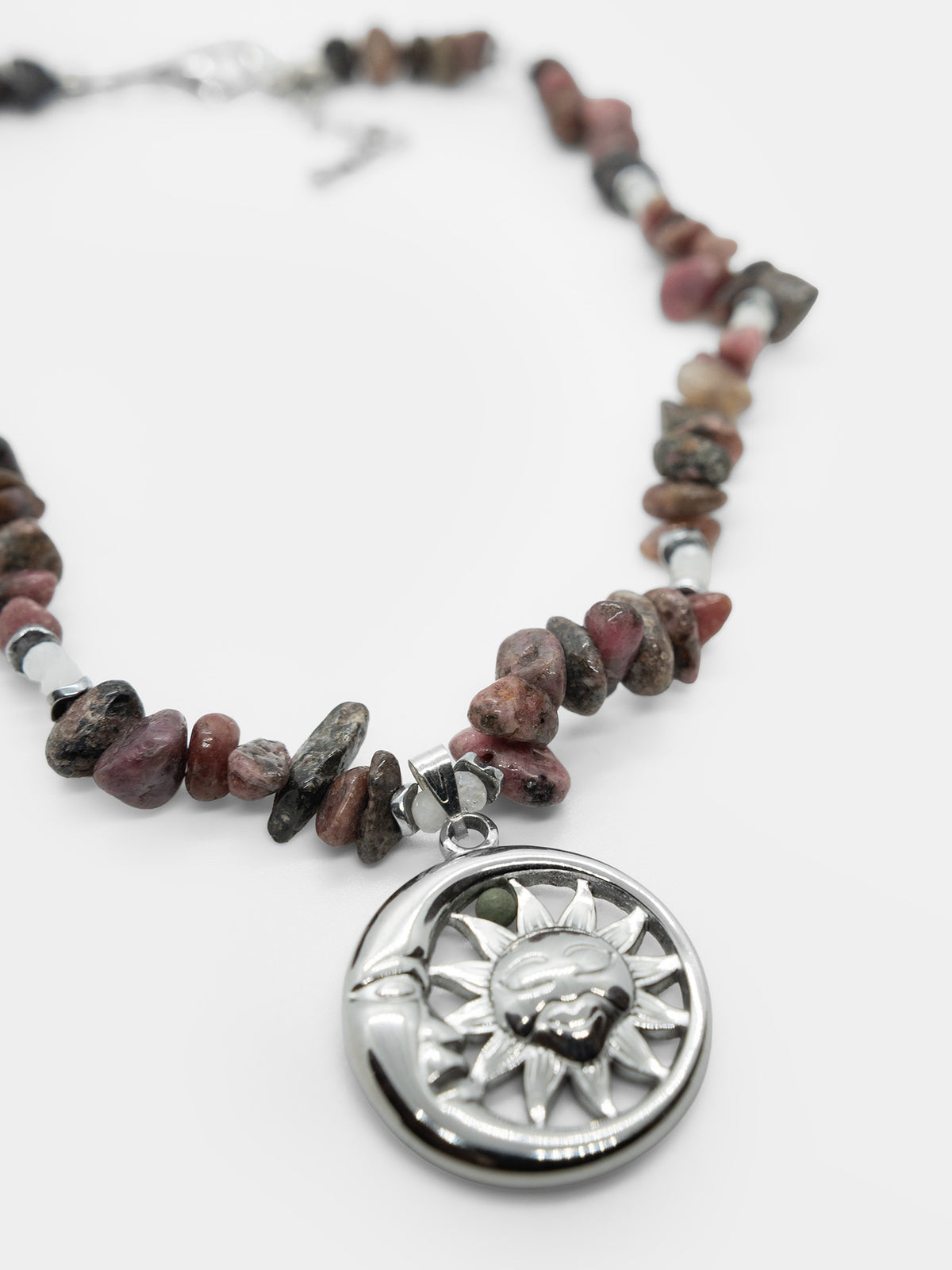 Miraith Gemstone Choker 