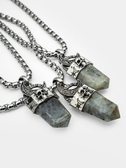 Crownfall Labradorite Necklace