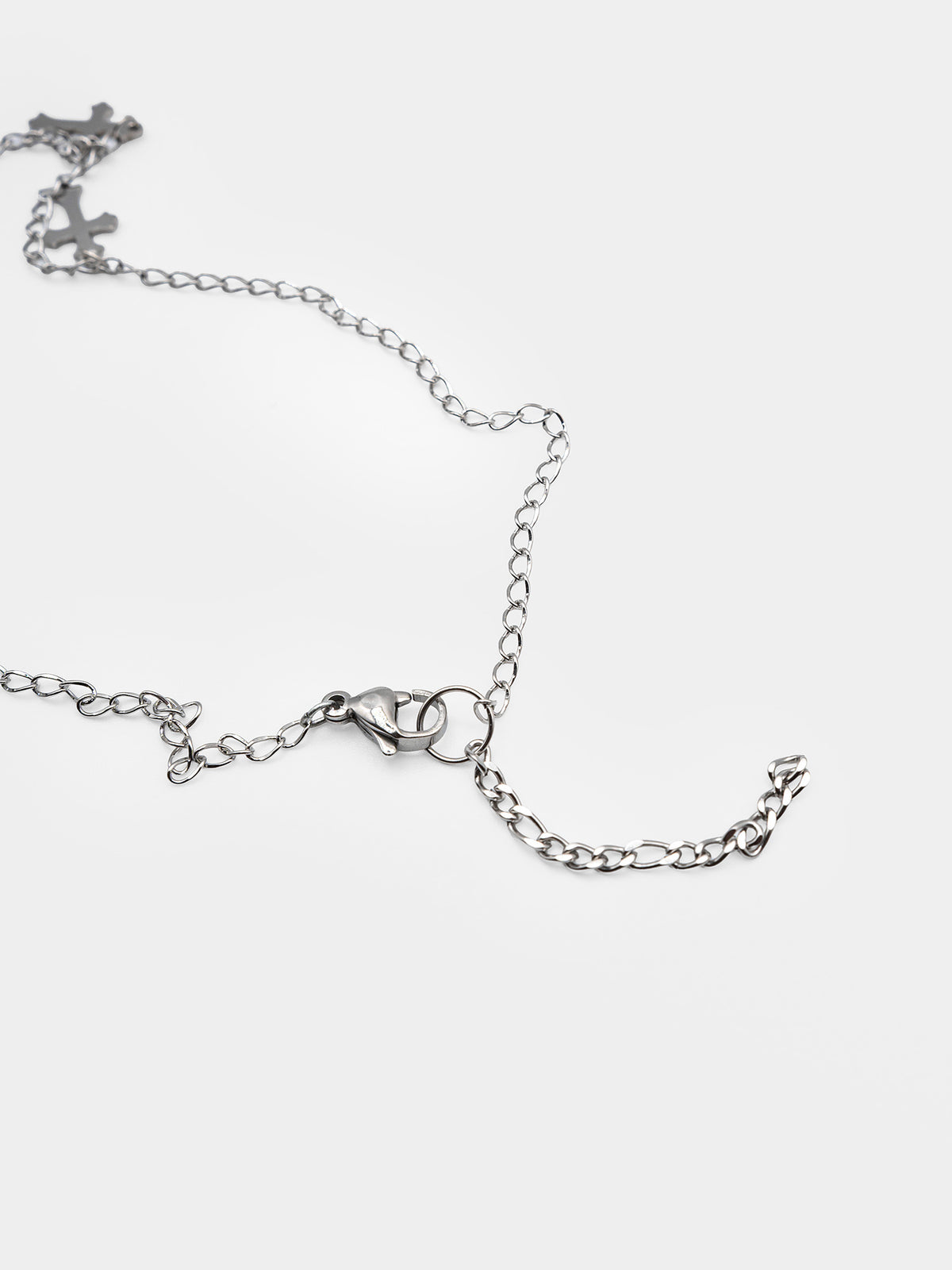 Deadvault Cross Choker