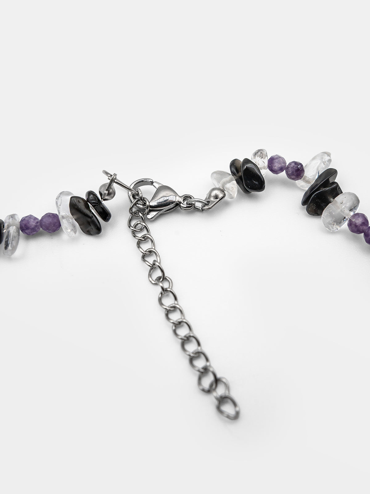 Cruel Gemstone Choker