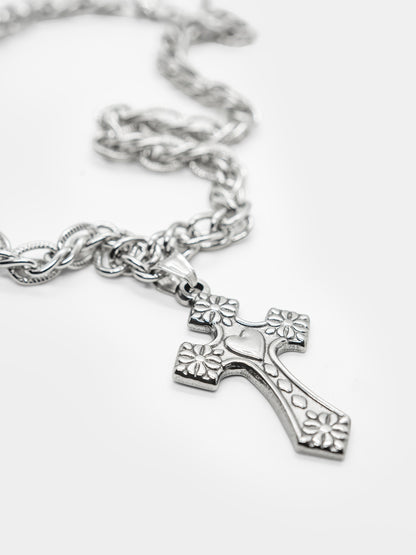 Naszyjnik z krzyżem Crucifix