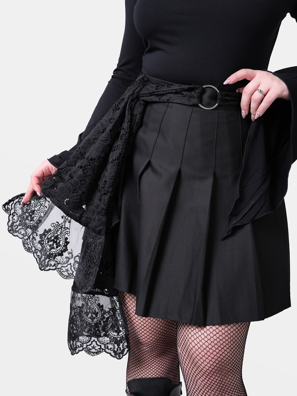 PREORDER Veilbound Lace Belt