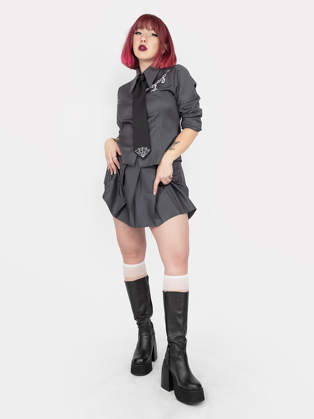 Szara tennis skirt ze szlufkami