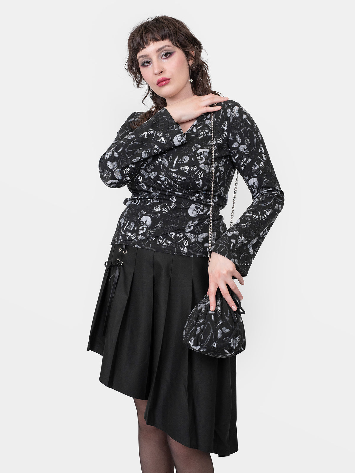 Bluzka wrap z rozszerzanymi rękawami Moonveil