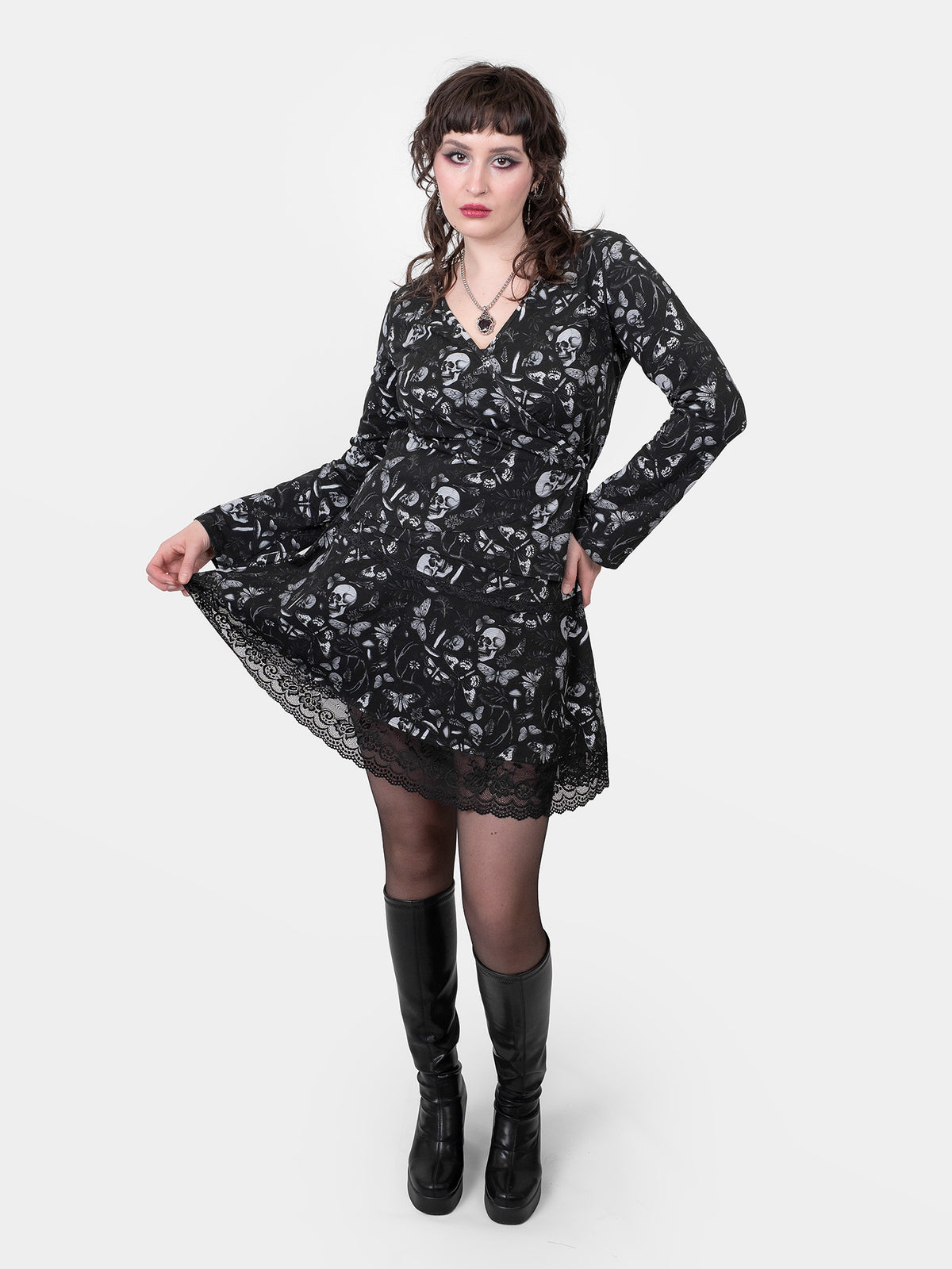 Bluzka wrap z rozszerzanymi rękawami Moonveil