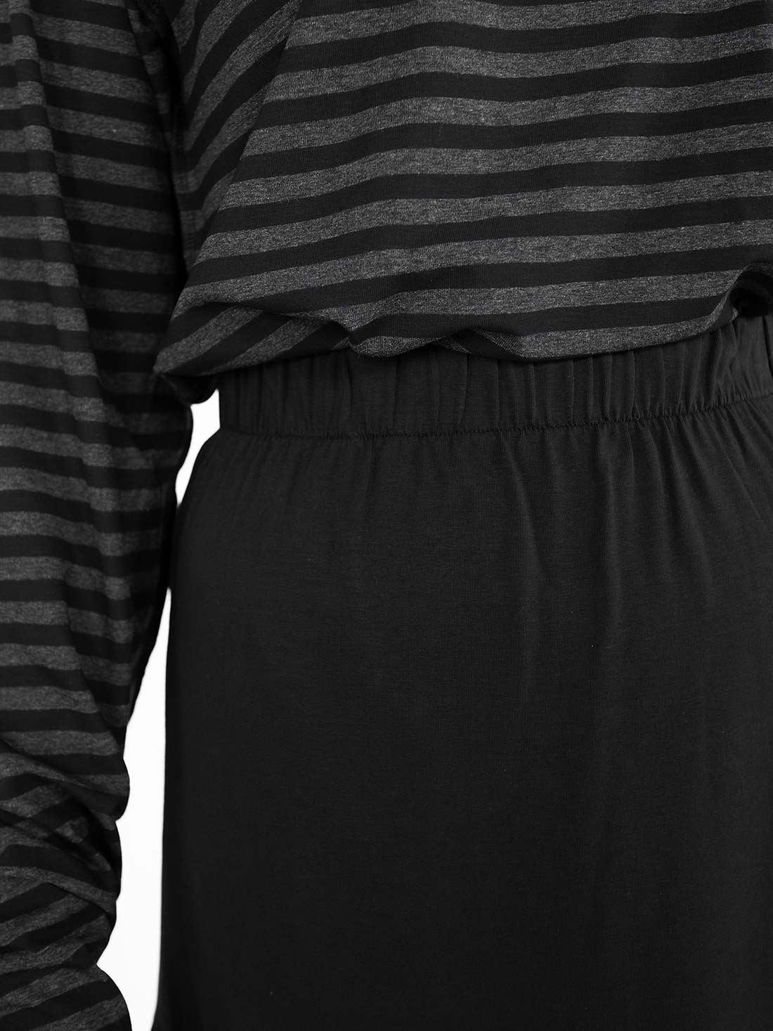 Oblivion Ruffle Midi Skirt