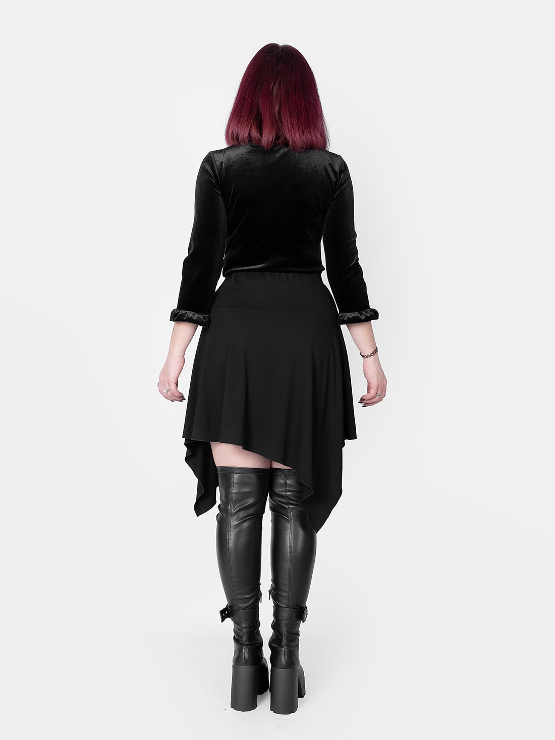 Welurowa bluzka z koronką Morticia