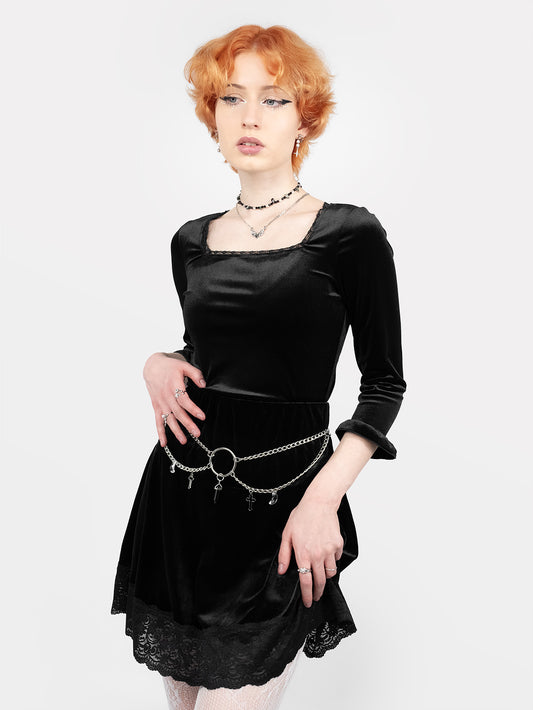 Welurowa bluzka z koronką Morticia