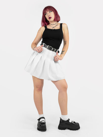 Biała tennis skirt ze szlufkami